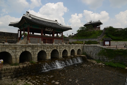 Hwahongmun Gate3